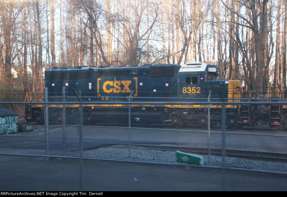 CSX 8352